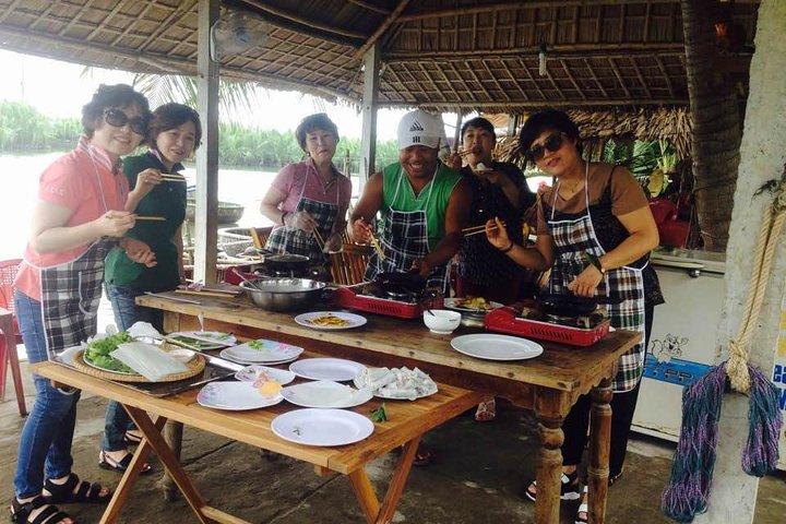 Hoi An Bicycle And Cooking Class Tour