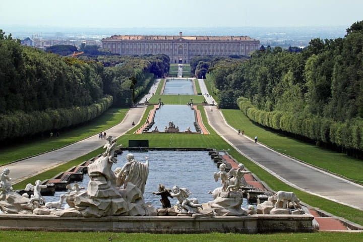 Caserta Palace & Spartacus Amphitheater Private Tour & Transport