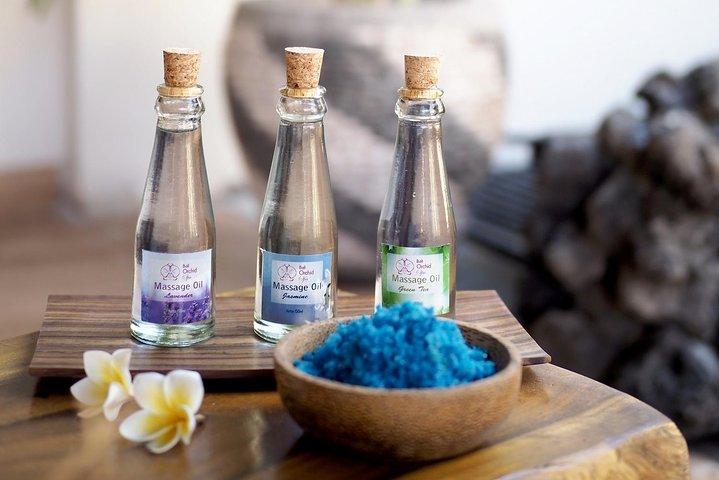 Full Body Scrub and Flower Bath Massage 2 Hours at Nusa Dua