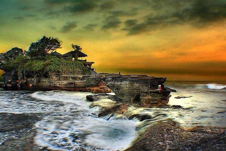 Private Tour Bali Swing & Visiting Temples in Bali