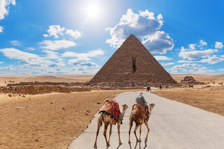 Tour to Pyramids, Sakkara & Dahshur