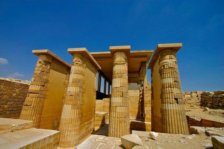Tour to Pyramids, Sakkara & Dahshur