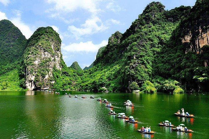 Bai Dinh Pagoda- Trang An Ecotourism Day Tour