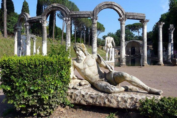 Tivoli Day Tour: Discover Hadrian's Villa and Villa d'Este