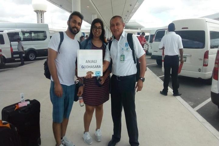 Private one-way transfer Airport - Playa del Carmen.