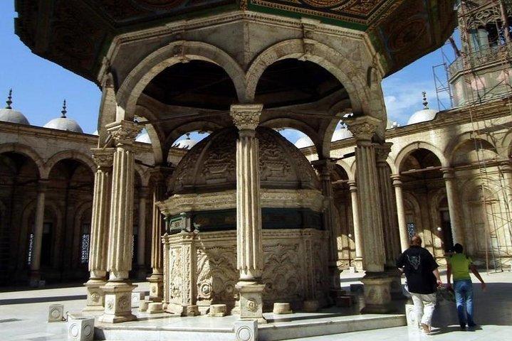 Private Day Tour: Egyptian Museum - Citadel - Islamic & Coptic Cairo