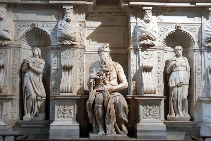 Rome: Between Holy Doors Small Group Walking Tour