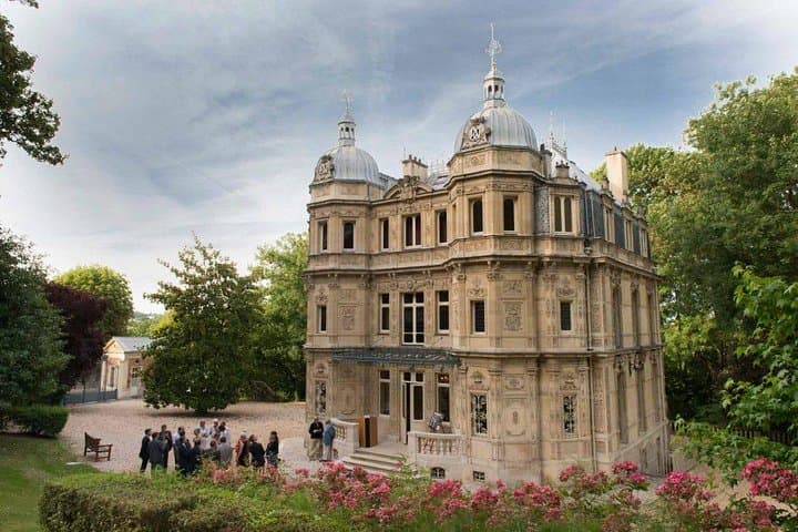 Castle Of Monte Cristo - Transportation Private Trip