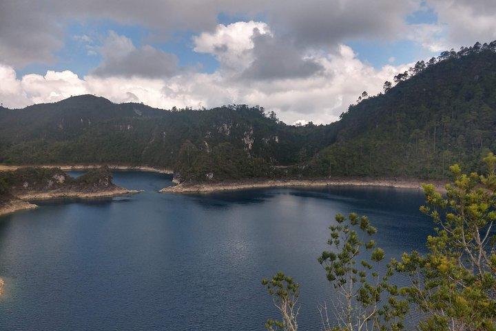 El Chiflon Waterfalls and Montebello Lakes Day Trip from Tuxtla Gutiérrez