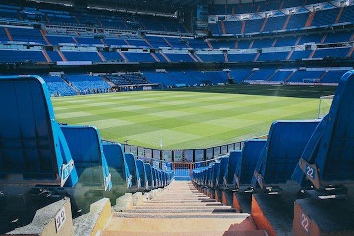 Santiago Bernabeu Private Tour with Inn Pickup