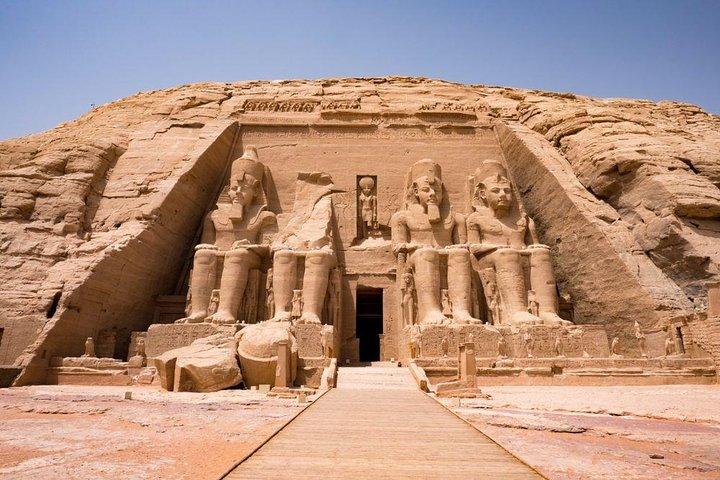 Private Day Tour to Abu Simbel Temples and Nubian Village From Aswan