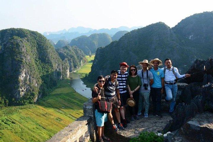 Best tour Ninh Binh Trang An and Mua Cave Limousine Buffet Lunch