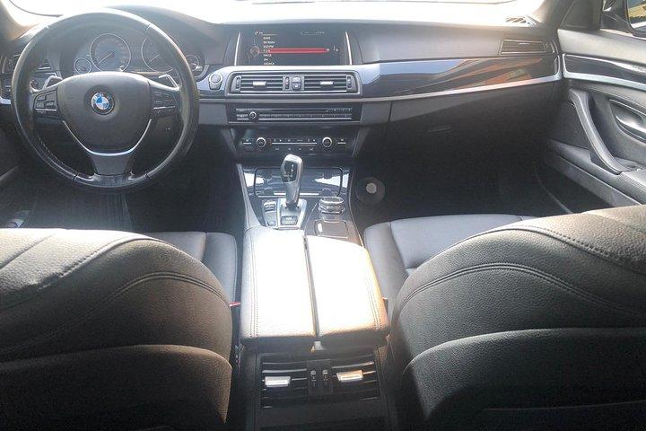 Luxury vehicle from Brussels airport to city of Antwerp