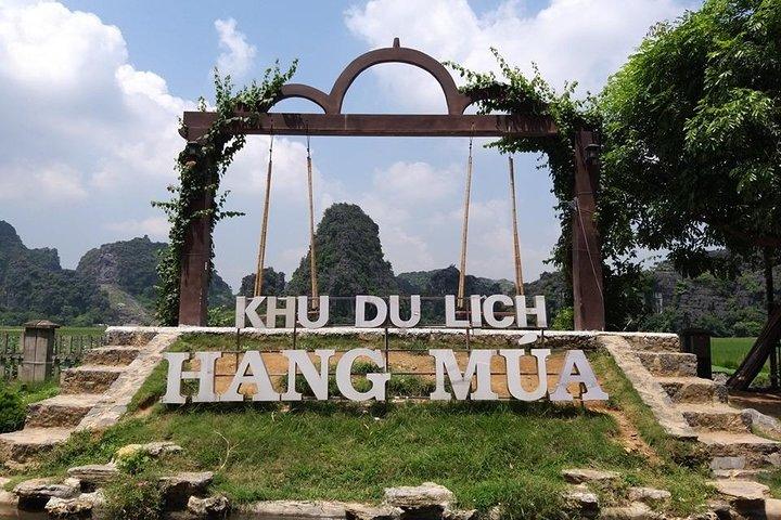 Best tour Ninh Binh Trang An and Mua Cave Limousine Buffet Lunch