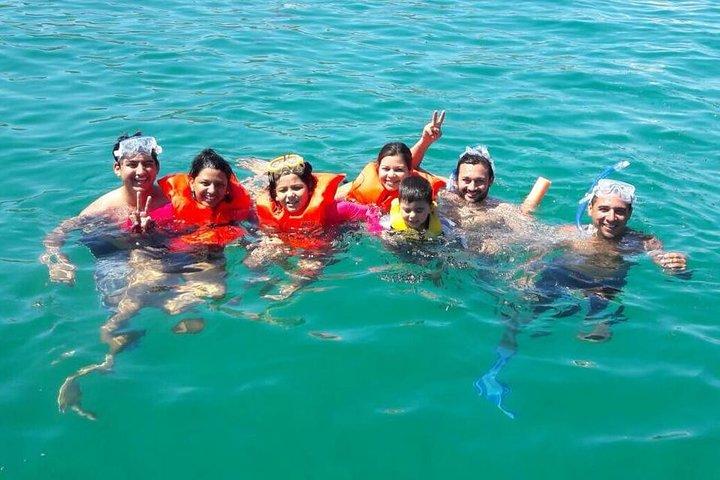 Private Isla Tortuga All included Full day Tour - Puntarenas
