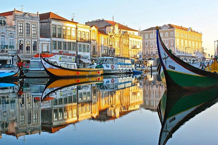 Explore Porto & Aveiro within Riverboat Cruises - Private Full Day Tour from Lisbon with Lunch