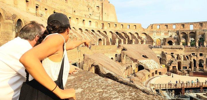 Colosseum Guided Tour with Local Guide, arena option