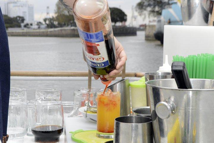 Sunset Río de la Plata & Open Bar