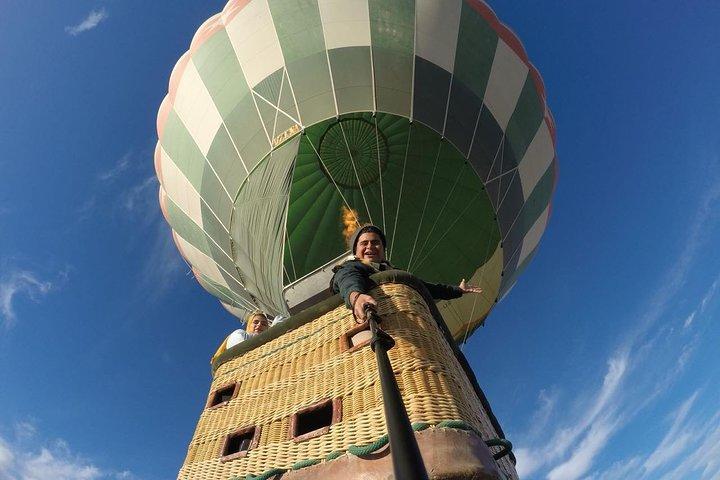 Sunrise Hot Air Balloon Ridding in Luxor