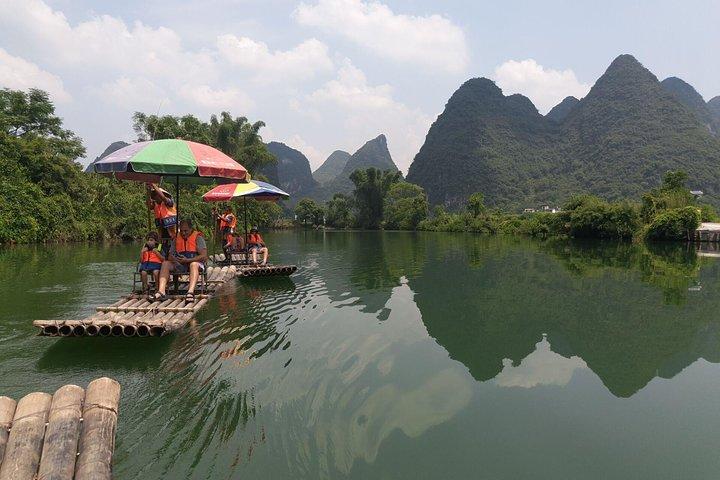 Private Day Tour of Yangshuo Xianggong Mountain and Yulong Bamboo Boat