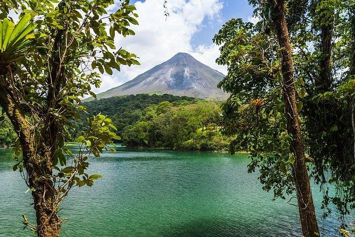 3 Days - 2 Nights: Arenal Volcano & Monteverde Adventure from San Jose