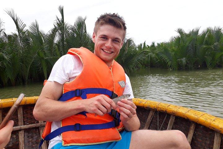 Hoi An Eco Tour Cooking Class & Fishing (Local market,basket boat,learn cooking)