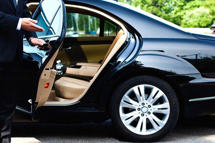 Private Ho Chi Minh City Airport Pickup & Hotel Transfer