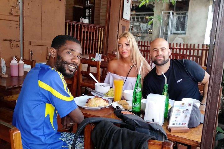 Stonetown Historical Walking Tour & Traditional Lunch