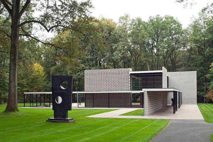 Small Group Tour to NP Hoge Veluwe (van Gogh) from Amsterdam
