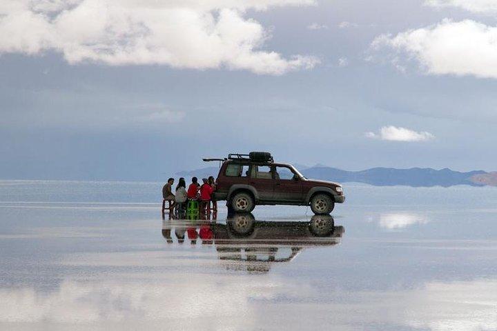 Uyuni Salt Flats 4-days tour from Atacama> private room available