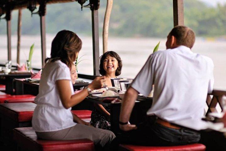 Dine and Cruise on Mekong River