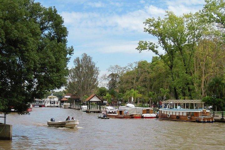 Tigre City tour and Delta Canals Navigation - half day for small groups