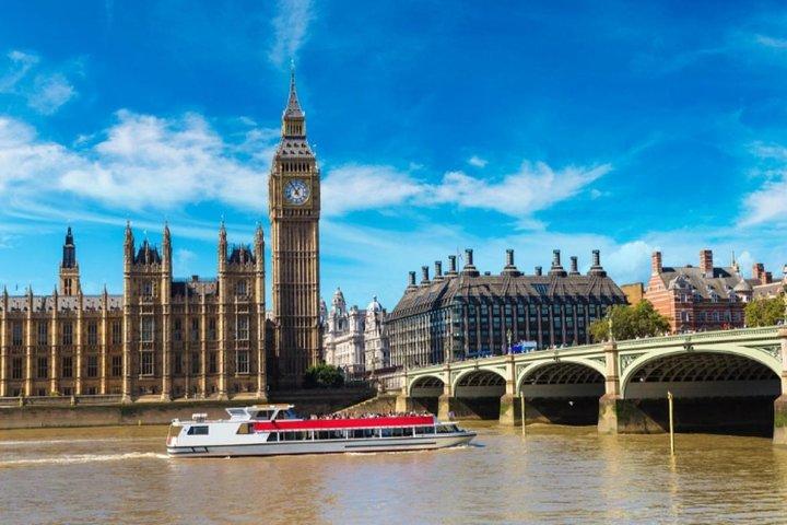 Private Vehicle Service in London with Driver for a Half Day or Full Day