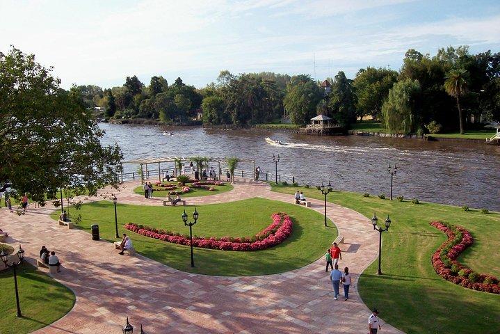 Delta Premium sailing tour and highlights of the Tigre city - for small groups