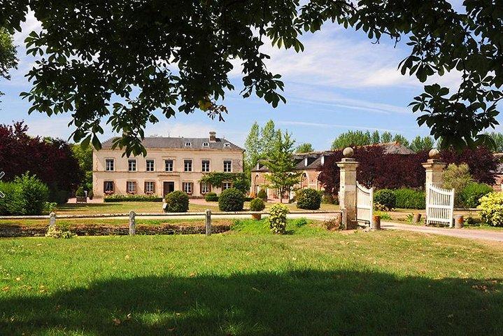 Normandy gastronomic tour from Paris : cidery, dairy, and typical villages !