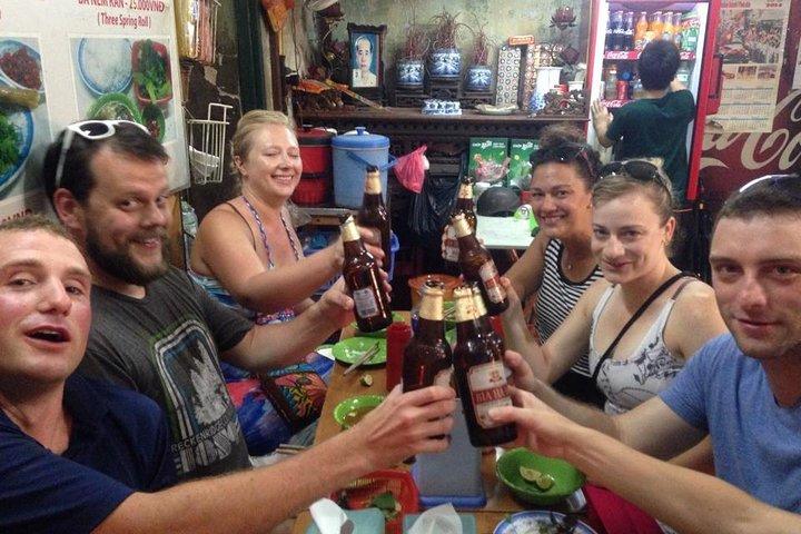 Hanoi Street Food + Night Life Tour
