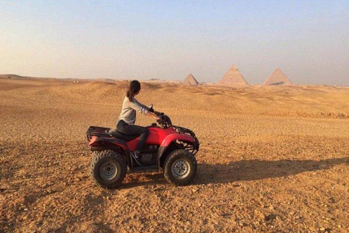 Half Day Tour: Giza Pyramids with 60 Minute Quad Bike Included