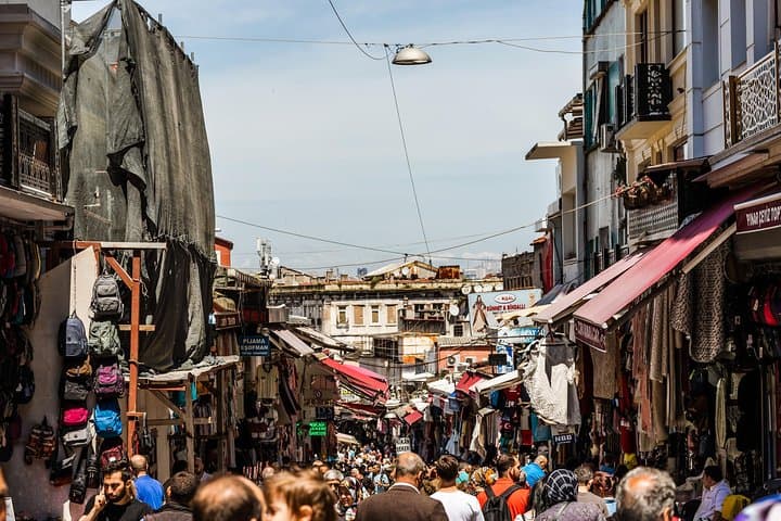 Istanbul Markets & Bazaars Tour: Private Custom with a Local Host