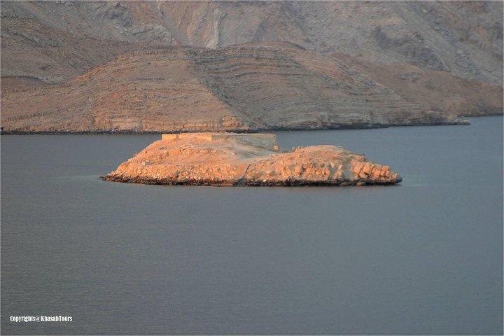Musandam Khasab Day Trip and Dhow Cruise from Dubai