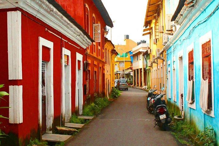 Highlights of Panjim Neighbourhood(3 Hours Guided Walk, Food&Drink Tasting Tour)
