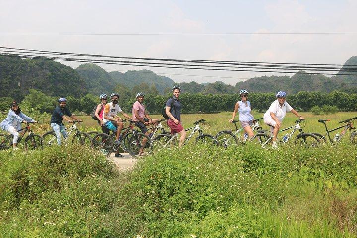 Ninh Binh & Cuc Phuong National Park 2 Days Tour
