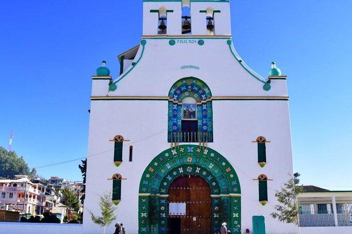 San Juan Chamula and Zinacantán Indigenous Communities