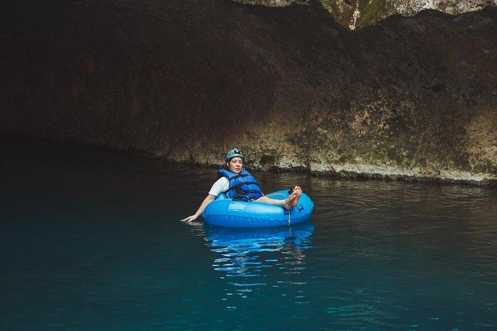 Cave Tubing with local tour Guide and Belizean Lunch