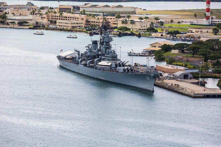 Pearl Harbor, USS Arizona Memorial and Honolulu City Tour