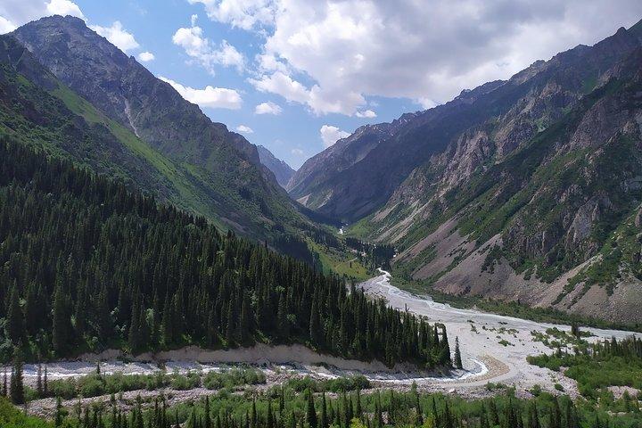 Day trip to Ala-Archa National Park