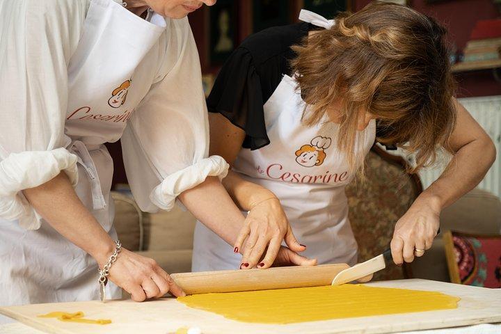 Cesarine: Small group Pasta and Tiramisu class in Lake Maggiore