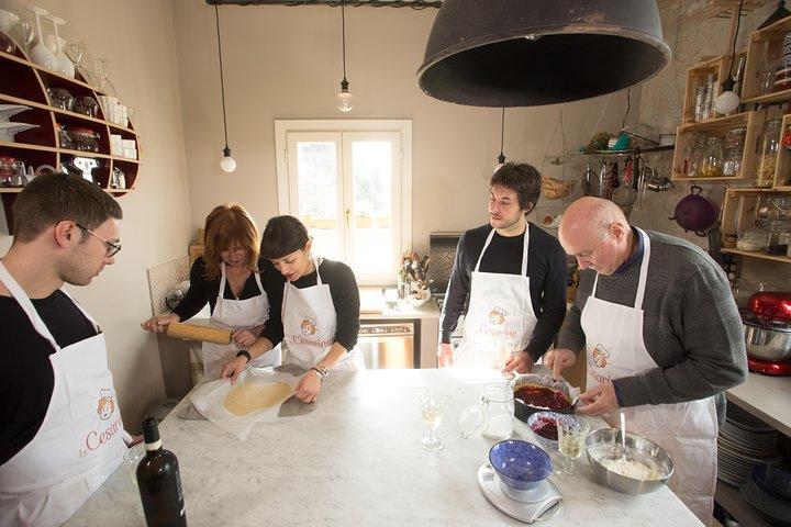 Small group Pasta and Tiramisu class in Bari by Cesarine