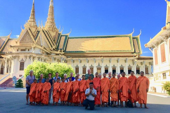 Cambodia 7 Days Tour from Siem Reap to Battambang and Phnom Penh