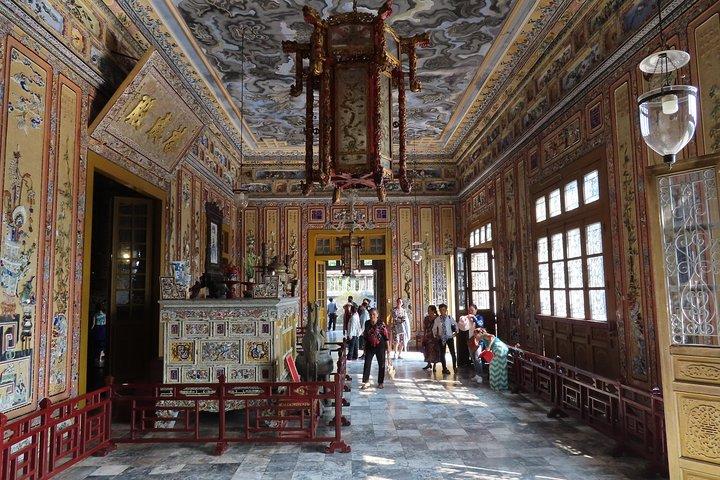 Hue Royal Tombs Tour- 3 Most Beautiful Tombs Of Nguyen Dynasty