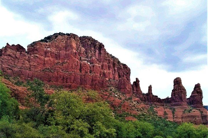 Sedona Jeep Tour in 4X4 Hummer On-Road - Sedona Highlights